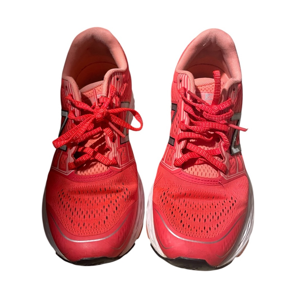 New Balance Women's Sneakers - Red